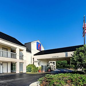 Travelodge By Wyndham Roanoke Exterior photo