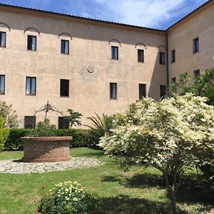 Casa Mater Ecclesiae Hotel Massa Marittima Exterior photo