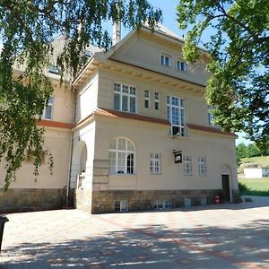 Vila Arnau Hotel Hostinne  Exterior photo