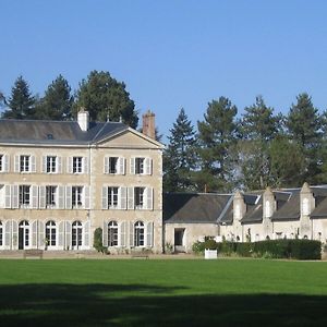 Chambres D'Hotes Du Chateau De Champvallins Sandillon Exterior photo