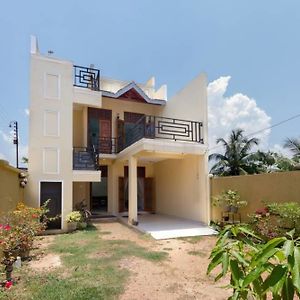 Negombo Holiday Accommodation Exterior photo