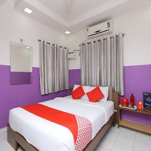 Oyo 3417 Green Top Apartment Chennai Exterior photo