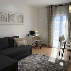 Cozy Apartment In Valencia! Wi-Fi ! Exterior photo