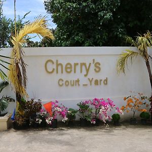 Cherrys Courtyard Puerto Princesa Exterior photo