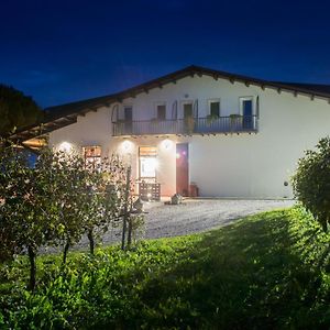 Mont'Albano Bed & Living Bed & Breakfast Savorgnano Exterior photo