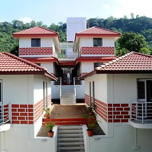 Rutu'S Holidays Resort Panhala Exterior photo