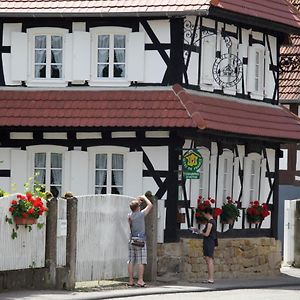 Gites Et Chambres D'Hotes Maison Ungerer Hunspach Exterior photo