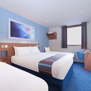 Travelodge York Tadcaster Bilbrough Exterior photo