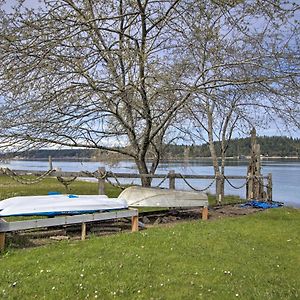 Waterfront Anderson Island Home With Kayaks Johnson Landing Exterior photo