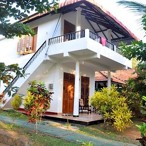 Rock Pool Residence Tangalle Exterior photo