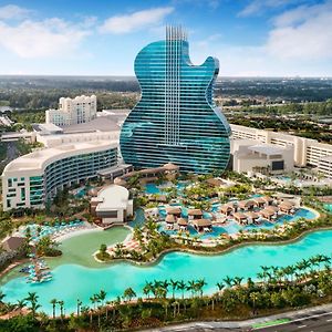 The Guitar Hotel At Seminole Hard Rock Hotel & Casino Fort Lauderdale Exterior photo