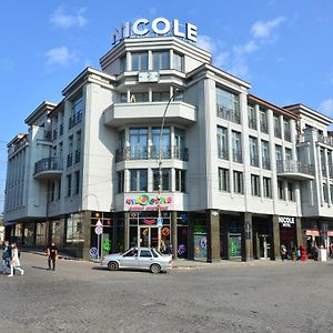 Nicole Hotel Uzhhorod Exterior photo
