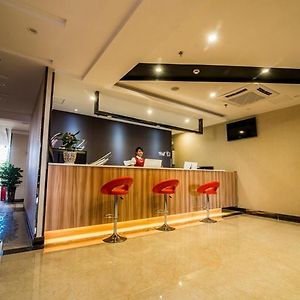 Thank Inn Chain Hotel Sichuan Luzhou Longmatan District Trade City Exterior photo