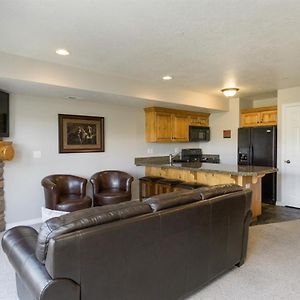 2 Bedroom Condo Sleeps 6 - Eden, Utah Vacation Rentals Near Powder Mountain 802 Room photo