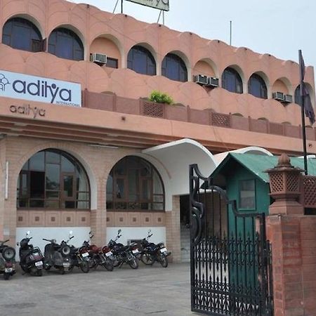 Hotel Aditya International Jaipur Exterior photo