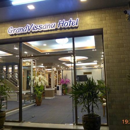 Grand Vissanu Hotel Nakhon Sawan Exterior photo