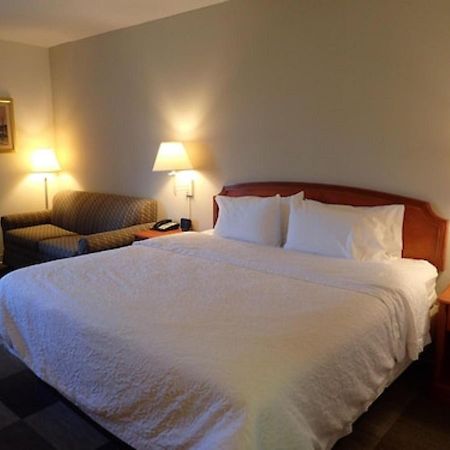 Comfort Inn & Suites Mt. Holly - Westampton Exterior photo