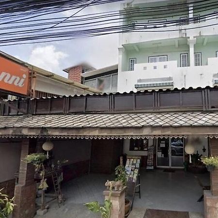 Nonni Guesthouse Chiang Mai Exterior photo