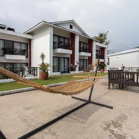 Shangri-La Village Resort, Pokhara Exterior photo