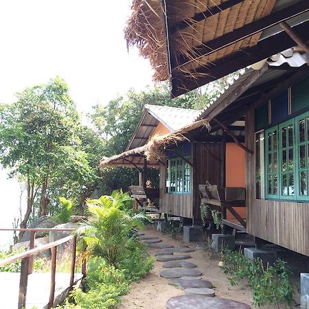 Great View Resort Bed & Bar Ban Tai  Exterior photo