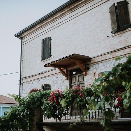 Il Vecchio Mulino Bed & Breakfast Brecciarola Exterior photo