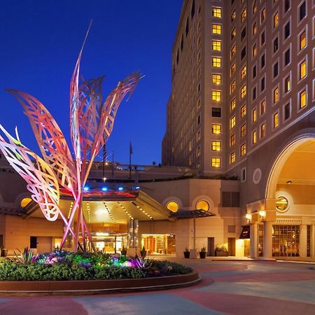 The Westin San Diego Gaslamp Quarter Exterior photo