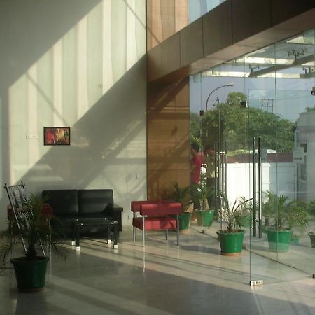 Hyphen Noida Hotel Exterior photo