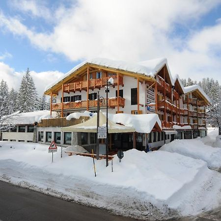 Hotel Il Catturanino Madonna di Campiglio Exterior photo