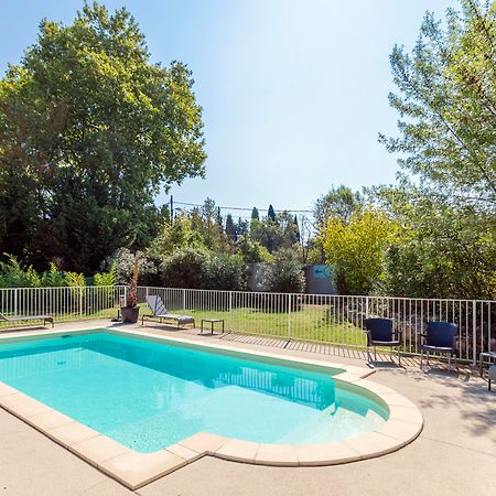 Suite Home Aix En Provence Sud Tgv Bouc-Bel-Air Exterior photo