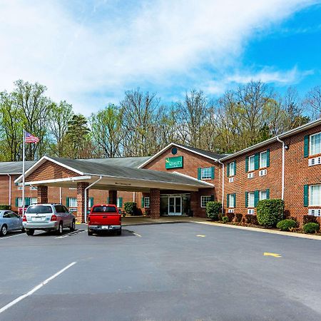 Quality Inn Burkeville Hwy 360& 460 Exterior photo