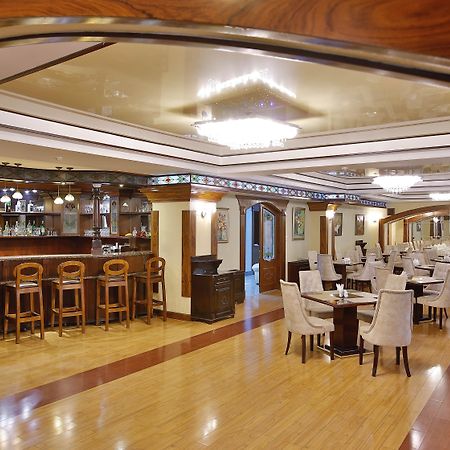 Ganjali Plaza Hotel Baku Restaurant photo