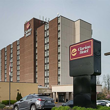 Clarion Hotel Cincinnati North Exterior photo
