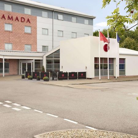 Ramada Wakefield Hotel Exterior photo