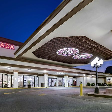 Ramada By Wyndham Metairie New Orleans Airport Hotel Exterior photo