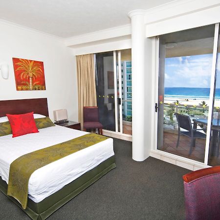 Mantra Twin Towns Hotel Tweed Heads Room photo