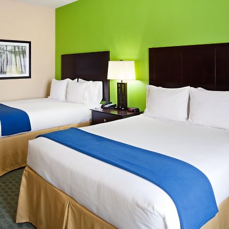 Holiday Inn Express Hotel & Suites Newport South, An Ihg Hotel Room photo