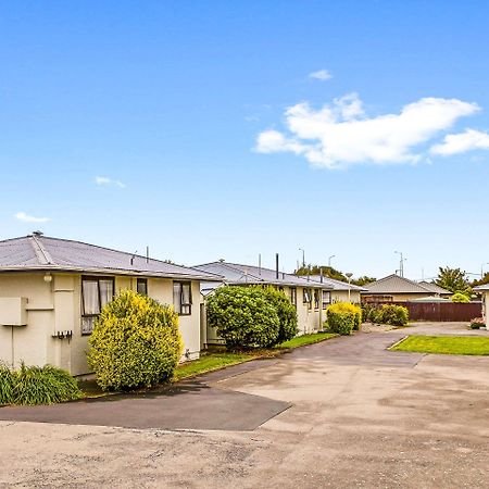 Econo Lodge Canterbury Court Motel Christchurch Exterior photo