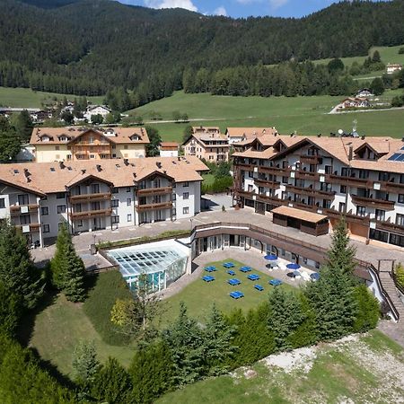 Golf Hotel Folgaria Exterior photo