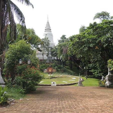 Champs Ely See Hotel III Phnom Penh Exterior photo