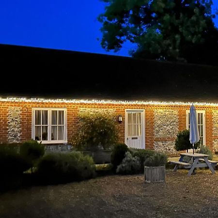 Stonehenge Cottages Salisbury Exterior photo