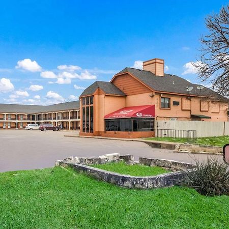 Econo Lodge Arboretum Austin Exterior photo