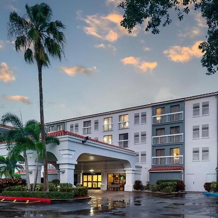 Holiday Inn & Suites Boca Raton - North Exterior photo