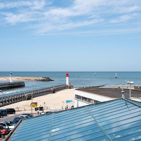 Sowell Hotels Le Beach Trouville-sur-Mer Exterior photo