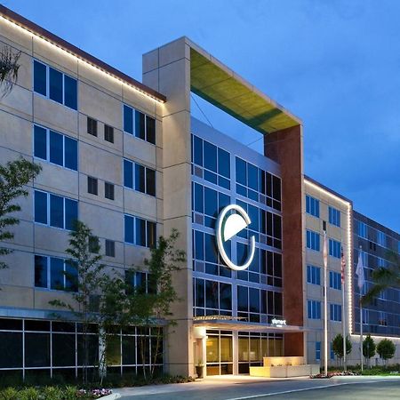 Element Miami International Airport Hotel Exterior photo