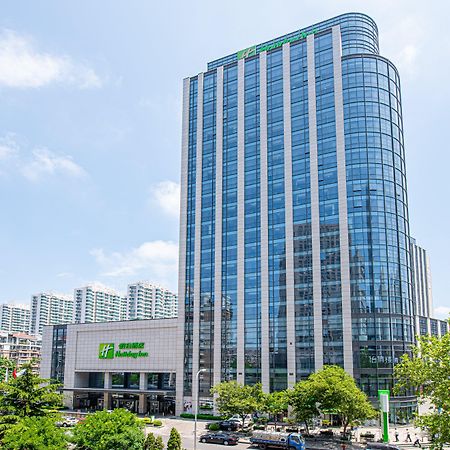 Holiday Inn Qingdao City Center, An Ihg Hotel - May 4Th Square Exterior photo