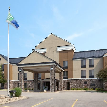 Holiday Inn Express Cedar Rapids - Collins Road, An Ihg Hotel Exterior photo