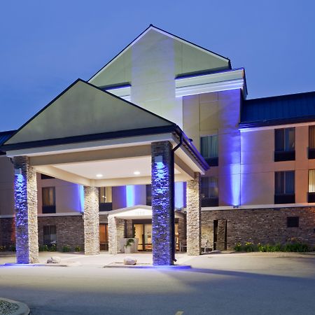 Holiday Inn Express Cedar Rapids - Collins Road, An Ihg Hotel Exterior photo
