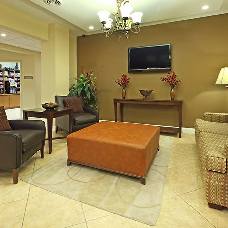 Candlewood Suites Fayetteville, An Ihg Hotel Interior photo