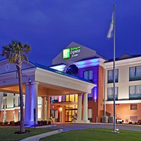 Holiday Inn Express Hotel & Suites Selma, An Ihg Hotel Exterior photo