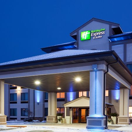 Holiday Inn Express Hotel - Winner Exterior photo